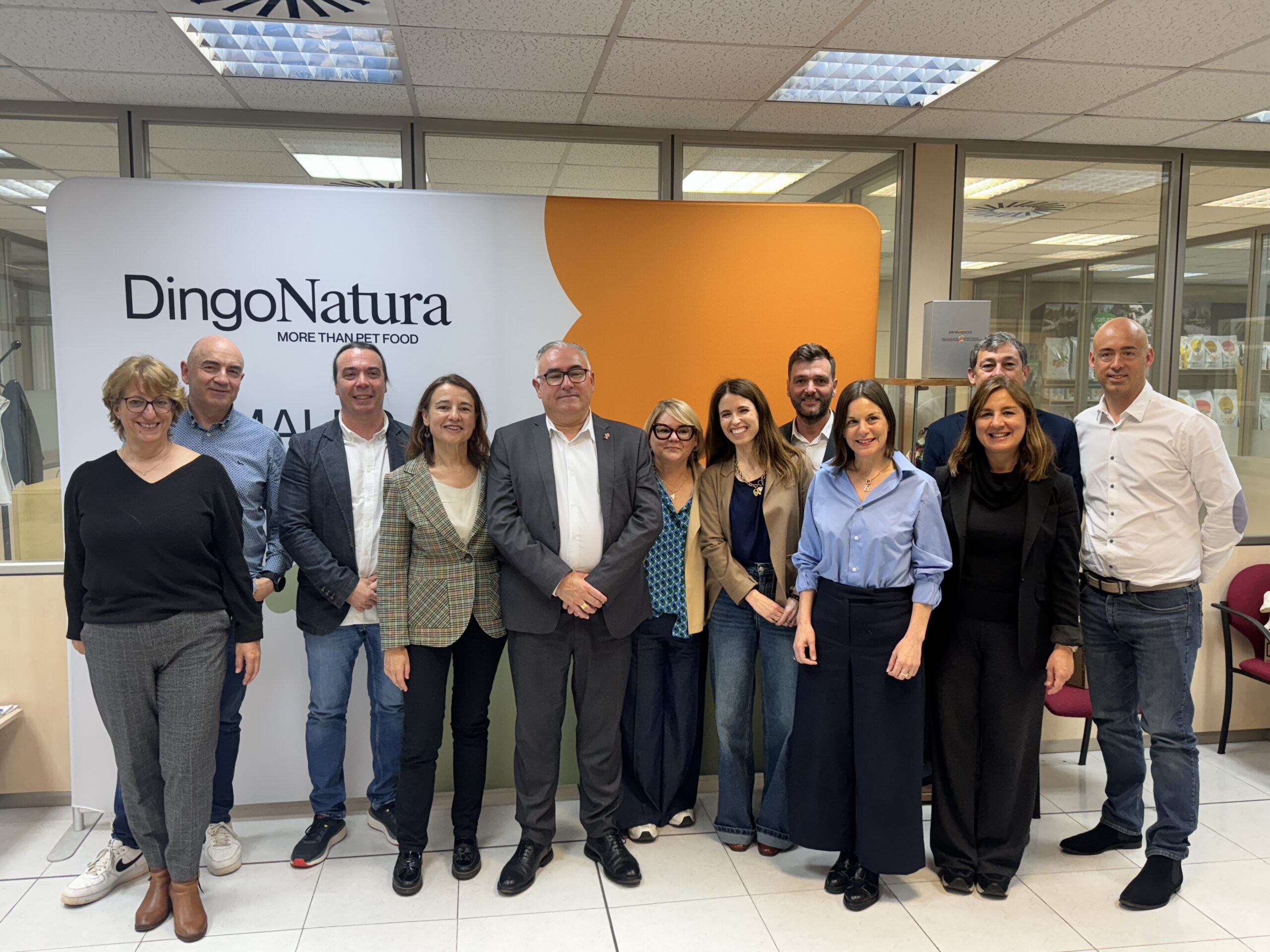 DingoNatura y la Fundación DingoNatura refuerzan su compromiso con Montcada i Reixac explorando nuevas vías de colaboración local para el bienestar animal